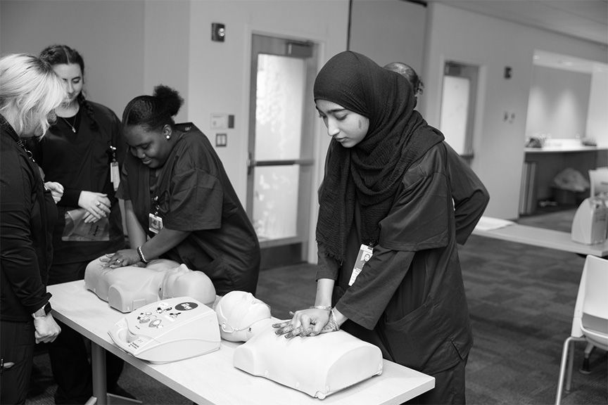 High school students in a clinical learning environment